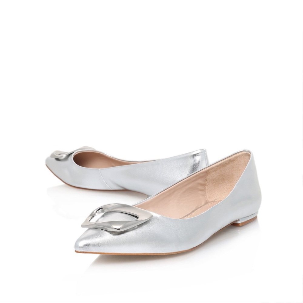 Carvela Kurt Geiger / lassie silver buckle flats
